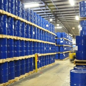Bán buôn hoá chất trong lĩnh vực công nghiệp